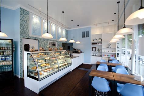 Modern Cake Shop & Bakery