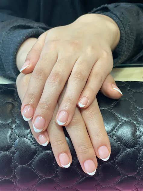 Moinails à Paris