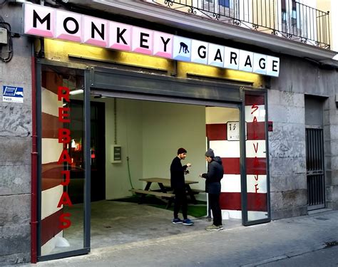 Monkey-Garage
