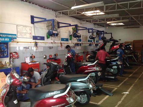 Monu motorcycle service centre