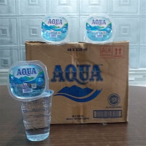 Mudah-dikonsumsi-Aqua-Gelas-Kecil-150-mL