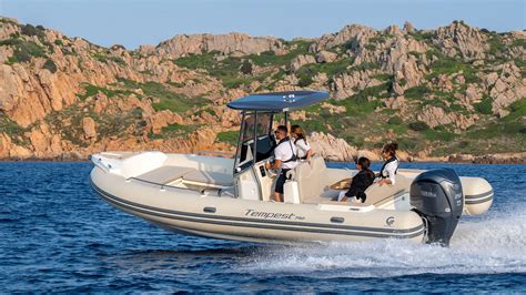 NAUTIC MOTEUR & NAUTIC HB à Le Grau-du-Roi