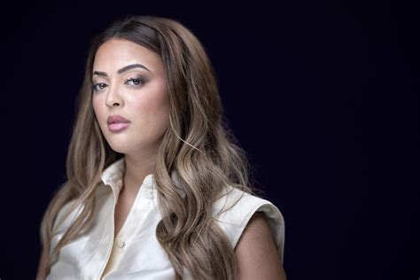 Nej et à Roussillon