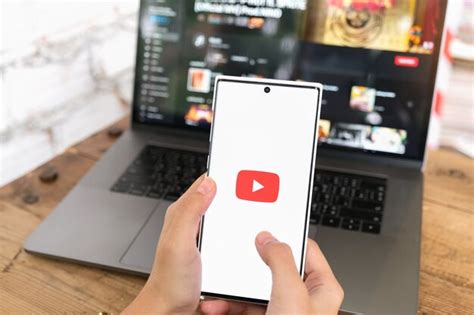 Nonton YouTube