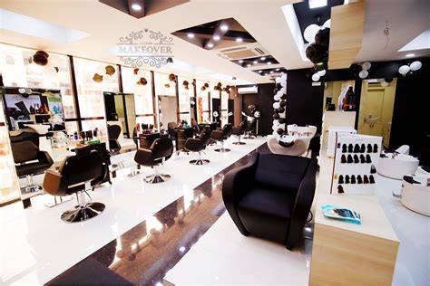 Oliver Unisex Salon and Makeover Studio
