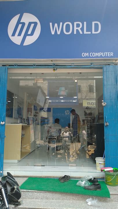 Om Computer, Yadav Chowk