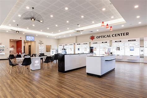 Opticien LAVAL - Optical Center à Laval