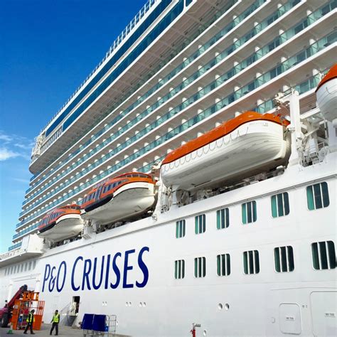 P&O Cruises App onboard