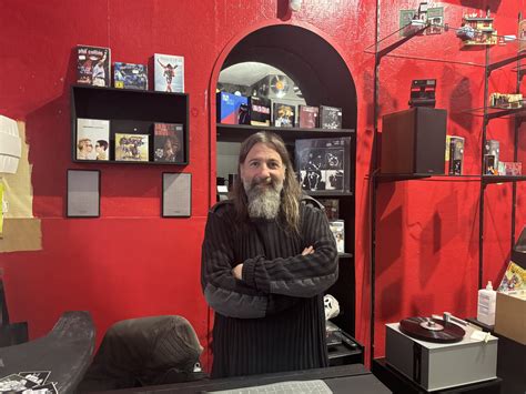 PSEUDOSILKKIMONOTOF RECORDS à Bergerac