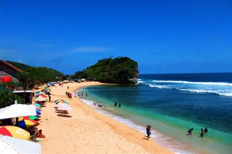 Karakteristik Pantai Indrayanti