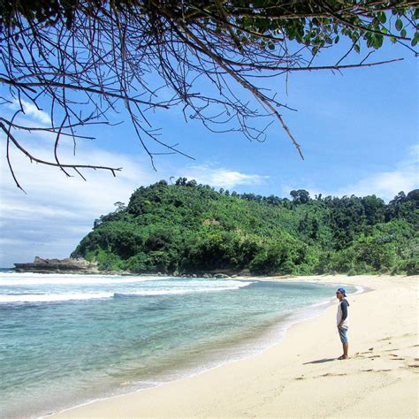 Pantai Sanggar, Lombok