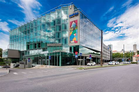 Park Inn by Radisson Meriton Conference & Spa Hotel Tallinn 27 Toompuiestee, Paldiski mnt 4, 10149 Tallinn
