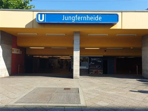 Parken am Bahnhof Jungfernheide [P2]