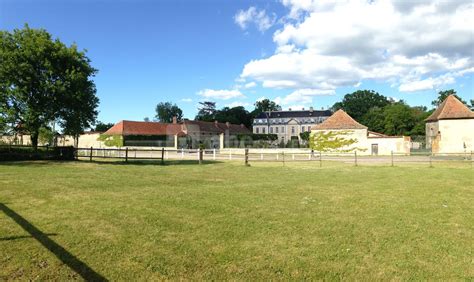 Parking à Magneux-Haute-Rive