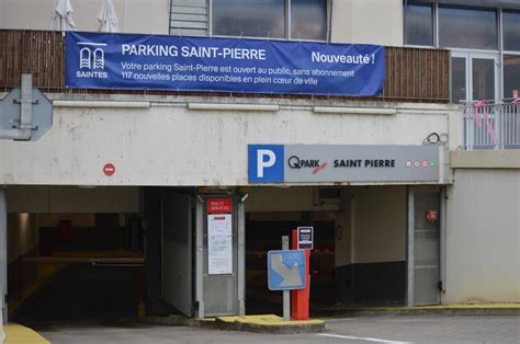 Parking à Saintes