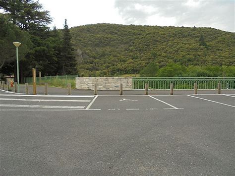 Parking - Saint-Pons à Saint-Pons