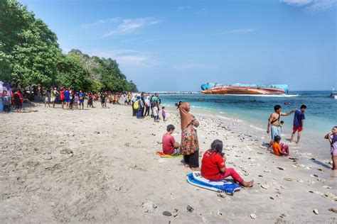 Upaya pelestarian di Pantai Pasir Putih Bondowoso