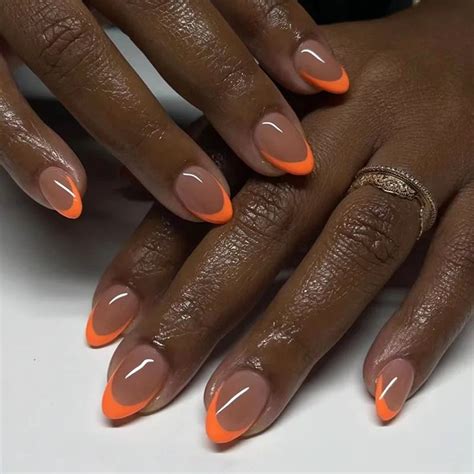 Perfect Nails à Orange