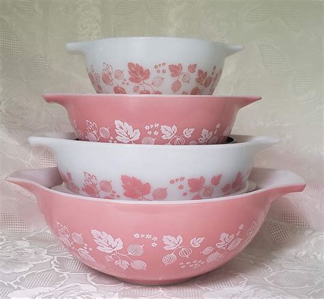 Pink Pyrex Patterns