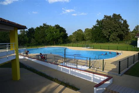 Piscine de Labrit à Labrit