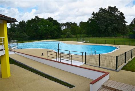 Piscine de Labrit à Labrit