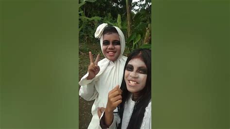 Pocong Selfie