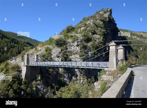 Pont suspendu à La Croix-sur-Roudoule