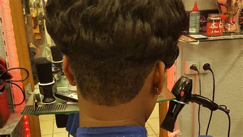 Power Cosmetic à Colombes