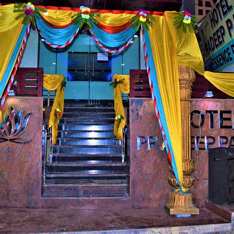 Pradeep Hotel (MK)