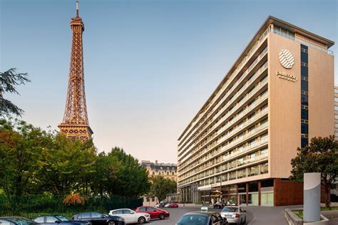 Paris Tour Eiffel Hotel