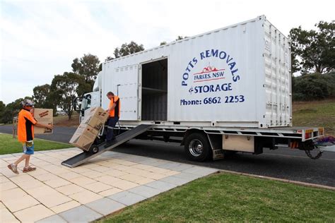 Purll Removals and Storage