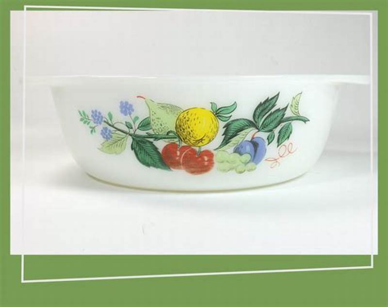 Pyrex Fruit Pattern