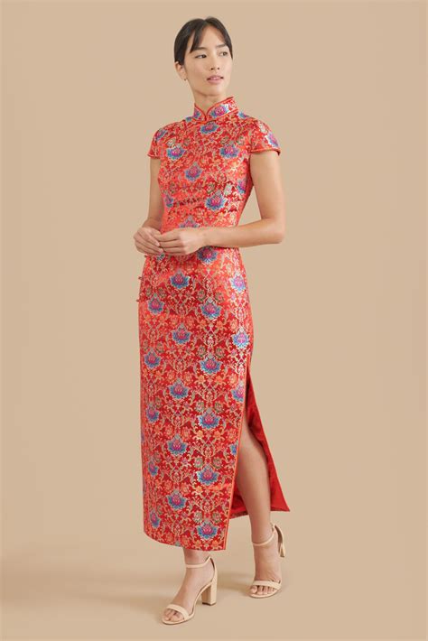 QIPAO à Manom