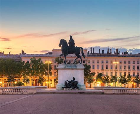REGIE BOUSCASSE à Lyon