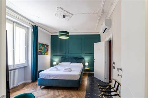 ROOM ELEVEN Florence