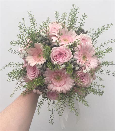 Rachael's Flowers-Freelance Florist