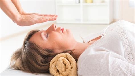 Rainbow Healing Therapies - Hypnotherapy, Reiki, Indian Head Massage,