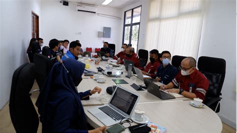 Rapat Proyek