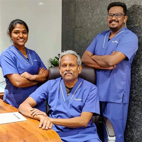 Ravi Dental Clinics