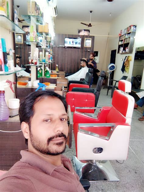 Ravi Hair Cutting