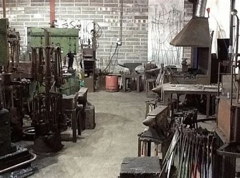 Red Anvil School of Blacksmithing - Richard Bent
