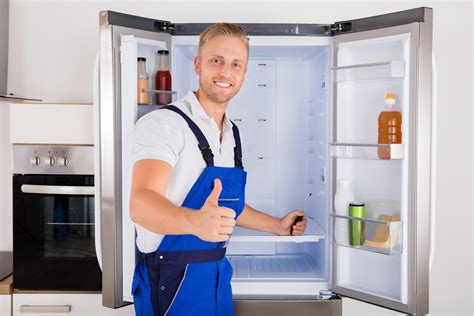 Refrigerator repair service