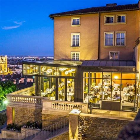 Restaurant à Écully