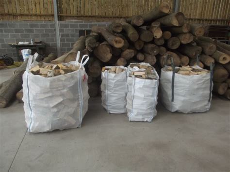 Retford Logs - Seasoned Firewood in Retford, Worksop, Gainsborough, Tuxford, Newark and local areas