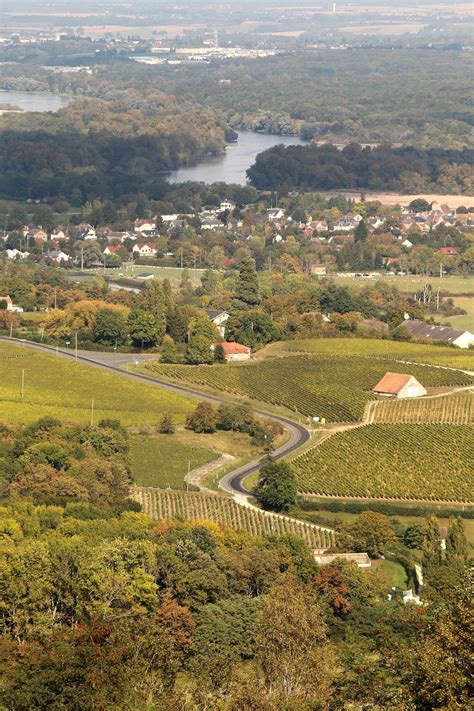 Route des vignes à Beauchastel