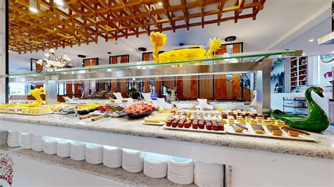Royal Buffet à Saran