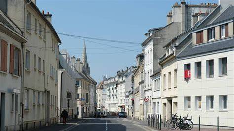 Rue basse à Caen