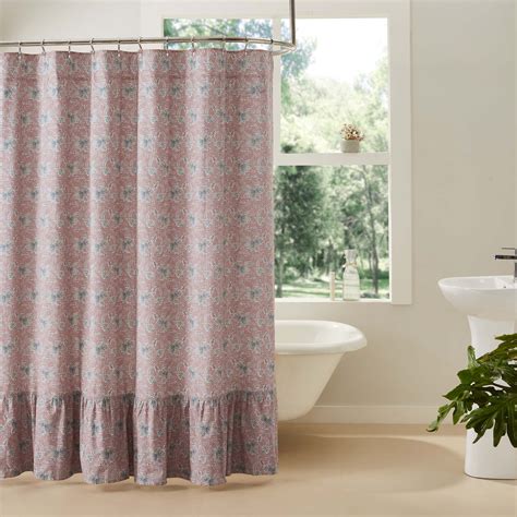 Ruffle-Shower-Curtain
