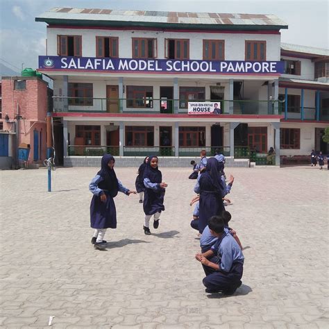 SALAFIA MODEL SCHOOL