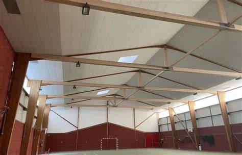 SALLE DES SPORTS à Compreignac